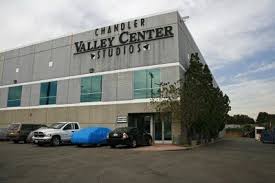 The Dunder Mifflin Building From The 1st Season Of The Office In Scranton Pa Summer Road Trip Places To Go Panorama City