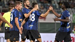 La diretta di inter pergolettese sta per tenerci compagnia, e allora dobbiamo dire che questa amichevole ad appiano gentile non era inizialmente nei programmi della società nerazzurra. Calcio Amichevoli Inter Pergolettese 8 0 Doppiette Di Pinamonti Satriano E Darmian Eurosport