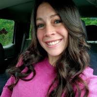 20+ "Emilie Carrier" profiles