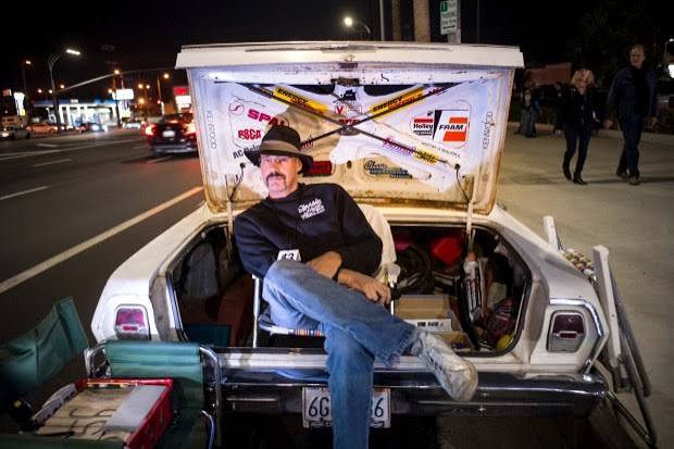 Still cruisin': A Valley tradition is alive and well on Van Nuys Boulevard  – Daily News