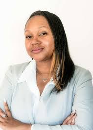 Tina Frazer's Instagram, Twitter & Facebook