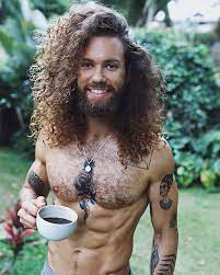 Curly Hair For Men Men With Long Hair Men Curly Hair Male Hair Inspiration Rizos Cabelo Cachea Curly Hair Men Mens Hairstyles Long Hair Styles
