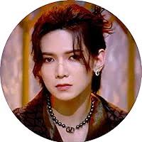 Sobre Bad Boys & Flores by Liz Lume