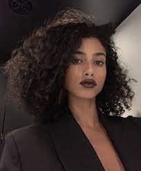 Well, you've come to the right place. Tumblr Is A Place To Express Yourself Discover Yourself And Bond Over The Stuff You Love It In 2021 Curly Hair Styles Amazing Curly Hair Curly Hair Styles Naturally