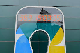 countdown clock in downtown Vancouver ...