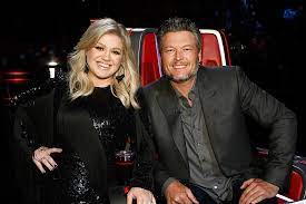 Kelly Clarkson Says Blake Shelton Leaving 'The Voice' Is a 'Gain'