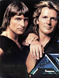 A1N9'3d9 AiN0A www.americanradiohistory.com