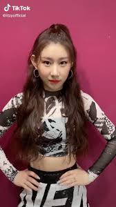 The app is popular with teens and young ad. Itzy Global Itzy Itzme On Twitter Video Itzy Chaeryeong Tiktok Update For Wannabeitzy Challenge Itzy ìžˆì§€ Midzy Wannab Itzy Kpop Girls Cosmic Girls