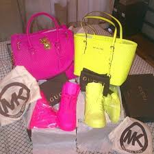 Soho small quilted leather shoulder bag. Gucci And Michael Kors Together With Neon Pink And Neon Yellow Purses And Tennis Shoes Wow Handbags Michael Kors Michael Kors Bag Michael Kors