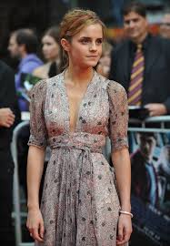 Pin By Angle On Emma Watson In 2020 Emma Watson Style Emma Watson Sexiest Emma Watson Images