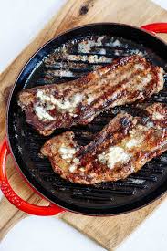 Garlic Butter Sirloin Steak Is Easy To Make With Only A Handful Of Ingredients Make This Recipe In 2020 Healthy Meat Recipes Garlic Butter Steak Sirloin Steak Recipes