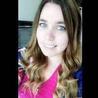 Laurie Kovach's Instagram, Twitter & Facebook