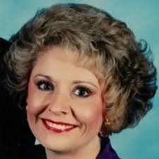 Kay Reeves's Instagram, Twitter & Facebook