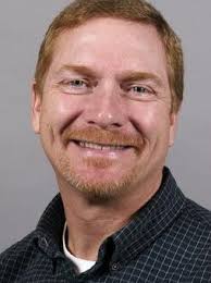 Lloyd sets up program to help local charities