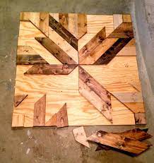 That S My Letter W Is For Wood Planked Quilt Wood Wall Art Diy Diy Wood Wall Wood Diy