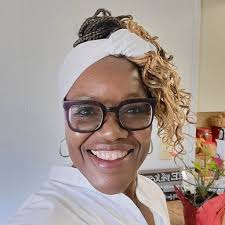 Benita Callahan's Instagram, Twitter & Facebook