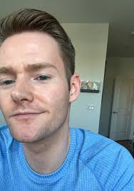 Hi everyone, I'm currently looking for a single apartment or single room in  Carlsbad, Oceanside, or somewhere else in North County San Diego to rent  for 6-12 months. I'm working with a