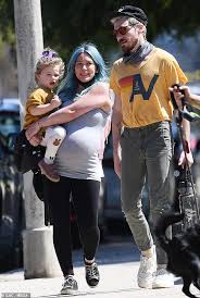 As many people know, duff was married previously to mike comrie, and the two share a son, luca (via distractify). Hilary Duff Shows Off Her Baby Bump While Spending Quality Time With Her Husband And Daughter News Parrots
