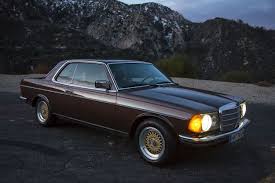 Mercedes Motoring 1984 230ce Gasoline Coupe Coupe Mercedes W123 Mercedes Benz