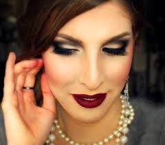 This 1920 S Inspired Makeup Tutorial Will Definitely Make You All Dolled Up And Glamorous Gatsby Makeup 1920s Inspired Makeup 1920s Makeup