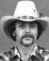 Lonnie Munson's Instagram, Twitter & Facebook