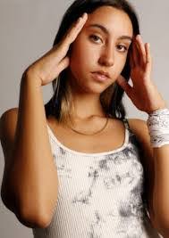 Sandra Benitez's Instagram, Twitter & Facebook