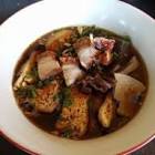 เฮียตุ้มก๋วยจั๊บหมูกรอบ ดำเนินสะดวก จังหวัด ราชบุรี