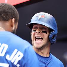 Blue Jays and Yankees take AL East drama down to the wire