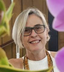 Professor » Ana Lydia Reis de Castro e Silva » Escola de Engenharia »  Departamento de Engenharia de Estruturas » Somos UFMG