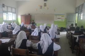 Berikut yang bukan termasuk aktivitas dalam ruang lingkup administrasi kepegawaian yaitu…. Kursus Administrasi Perkantoran Jogja Soal Administrasi Perkantoran Kelas 10
