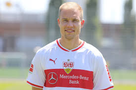 Football biographies similar to or like holger badstuber. Badstuber Traut Pavard Den Sprung Zum Fc Bayern Zu Vfb Stuttgart Zeitungsverlag Waiblingen
