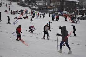 · 2 februarie 2020 salvamont vatra dornei. AglomeraÅ£ie Pe Partiile Din Vatra Dornei Cand Vor Fi Serbarile Zapezii Foto