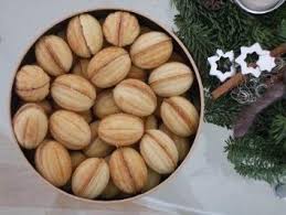 Russische Oreschki Oder Auch Zaubernusse Rezept Mit Video Rezept Oreschki Lebensmittel Essen Kochen Und Backen Rezepte