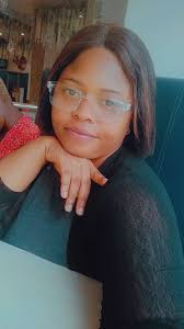 A Man who disrespect's a loyal woman deserves a heartless hoe. 🖤👏🏼💯