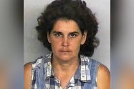 Lisa Hostetter's Instagram, Twitter & Facebook