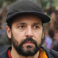 This revolutionary chair brings a whole new level of comfort to your home  or workspace, so hurry up and bring it home and start a different kind of  sitting experience! 🌱 |