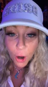 Melinda Judd's Instagram, Twitter & Facebook