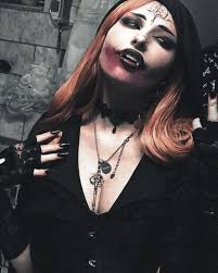 Adventured off to new places #gothic #goth #gothgirl #alternative #dark  #gothicstyle #art #gothgoth #gothicgirl #alternativegirl #metal  #gothaesthetic #prettywomen #barberandhiswife #witch #halloween #grunge  #fashion #gothicfashion #horror #sweeneytodd ...