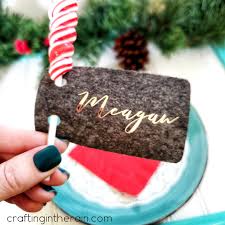 These christmas place cards are very easy to make, and would also be a great party favor for your guests! Christmas Lollipop Place Cards Crafting In The Rain