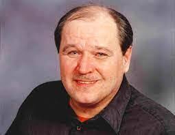 Damien Bobo's Instagram, Twitter & Facebook