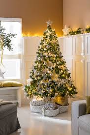 Check spelling or type a new query. Decoracion Navidena Plateada Y Dorada Hogarmania