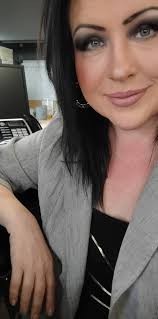 Mine and my sisters eyes 👀