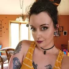 Gabrielle Hébert Samson (@HebertGabryele)