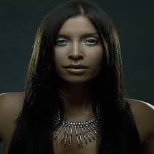 Kelli Love's Instagram, Twitter & Facebook