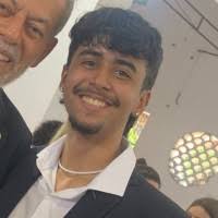 1000+ perfis com “Icaro”