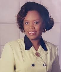 Marva Saunders's Instagram, Twitter & Facebook