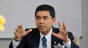 Hasil gambar untuk menteri yuddy