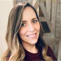 Rachel Whitmore's Instagram, Twitter & Facebook