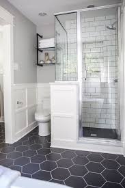Measure the amount of half round molding required adding two or three feet extra for sacrificial cutting and fitting of angles. Creative Decor 64 Bathrooms With Half Walls Digsdigs