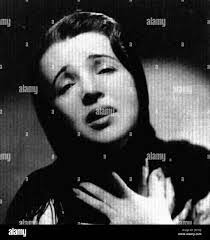 Carla Ernst's Instagram, Twitter & Facebook